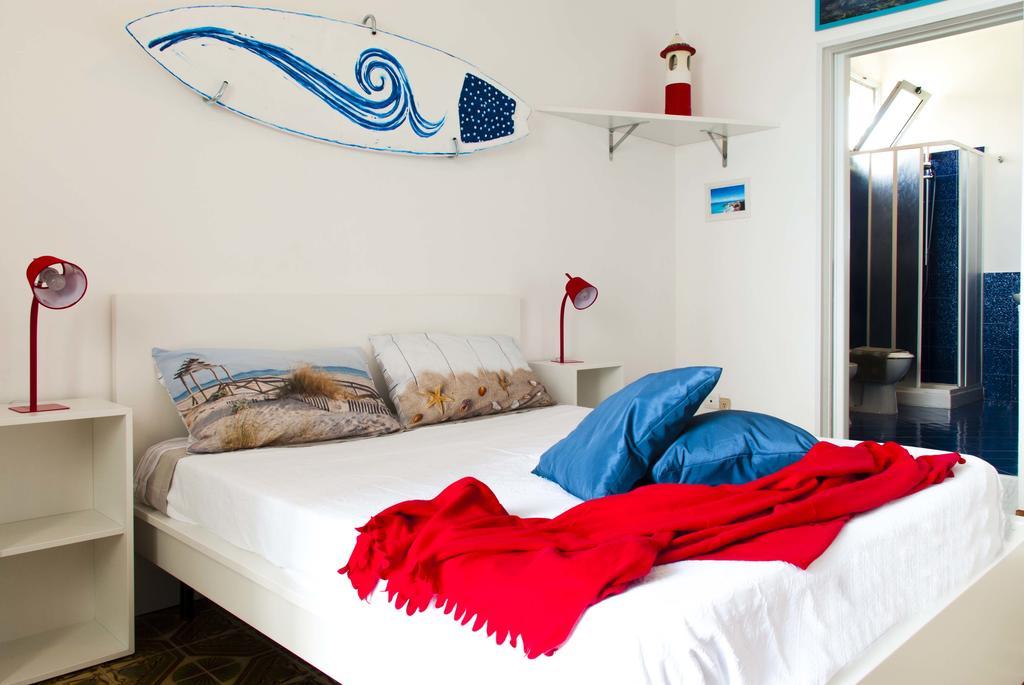 In Riva Al Mare B&B Capo dʼOrlando Exterior foto